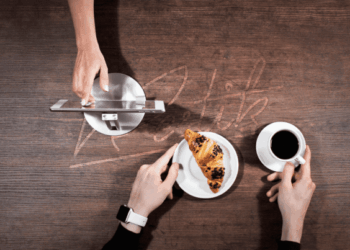 Как увеличить выручку в ресторане с помощью автоматизации и аналитики