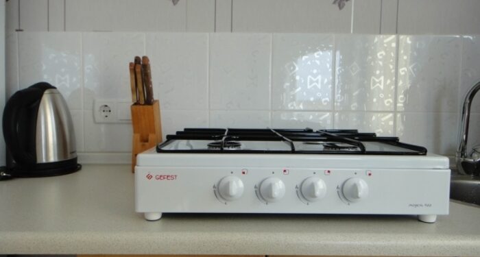 Где применяются настольные электроплиты и чем они удобны