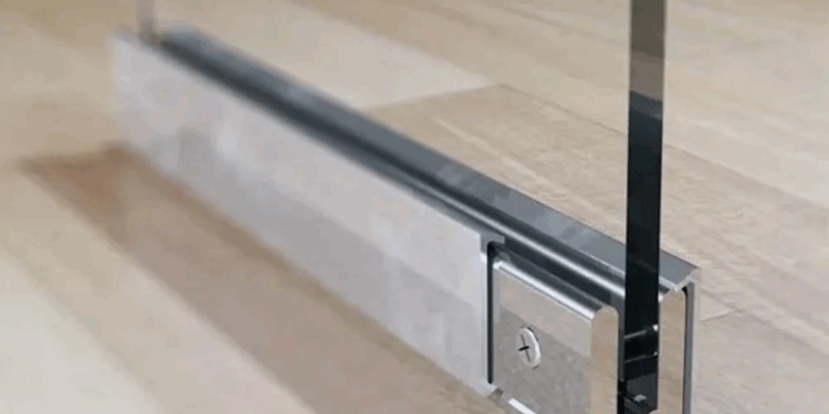 Крепление стеклянных перегородок: правила и рекомендации