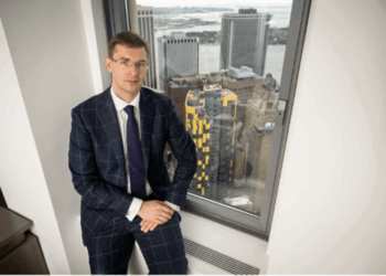 Тимур Турлов: лидер нового поколения и архитектор цифрового будущего Казахстана