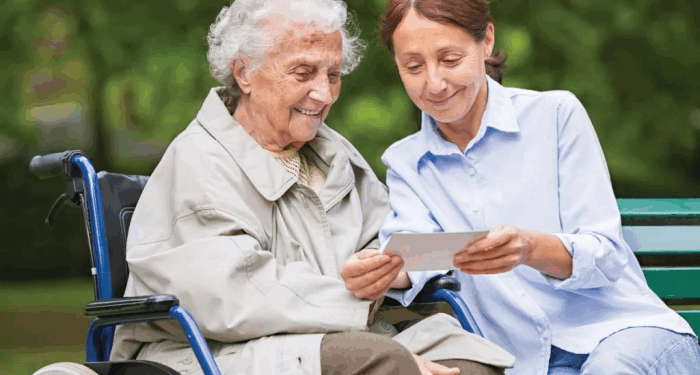 Как организован медицинский контроль в пансионатах для пожилых и инвалидов?