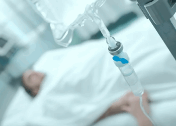 Вывод из запоя под наблюдением профессионалов: достоинства и особенности