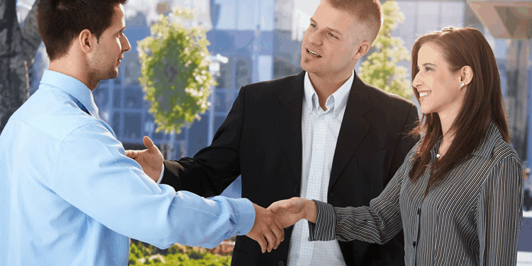 Как познакомиться с мужчиной и избавиться от комплексов для уверенного общения