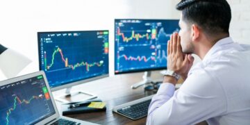 Топ-6 медиа для инвесторов: новости, аналитика и обучение фондовому рынку