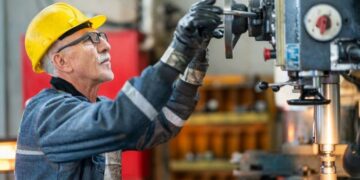 Основные требования и понятия охраны труда на производстве для безопасной работы