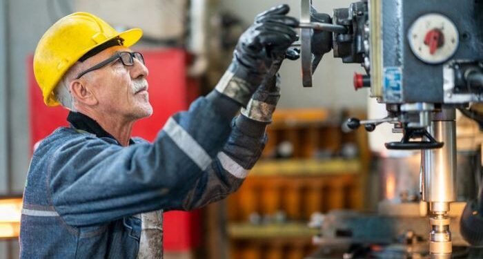 Основные требования и понятия охраны труда на производстве для безопасной работы