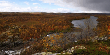 Лучшие места и достопримечательности Кольского полуострова в марте для путешественников и любителей природы
