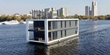 Квартира у воды: стоит ли переплачивать