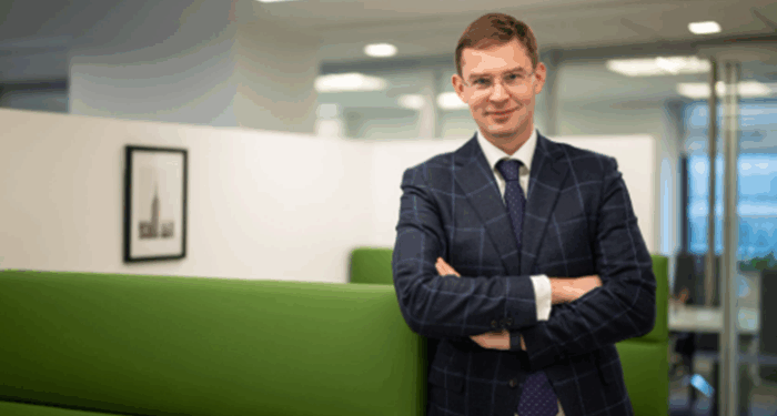 Какую роль занимает Тимур Турлов в Freedom Holding Corp.